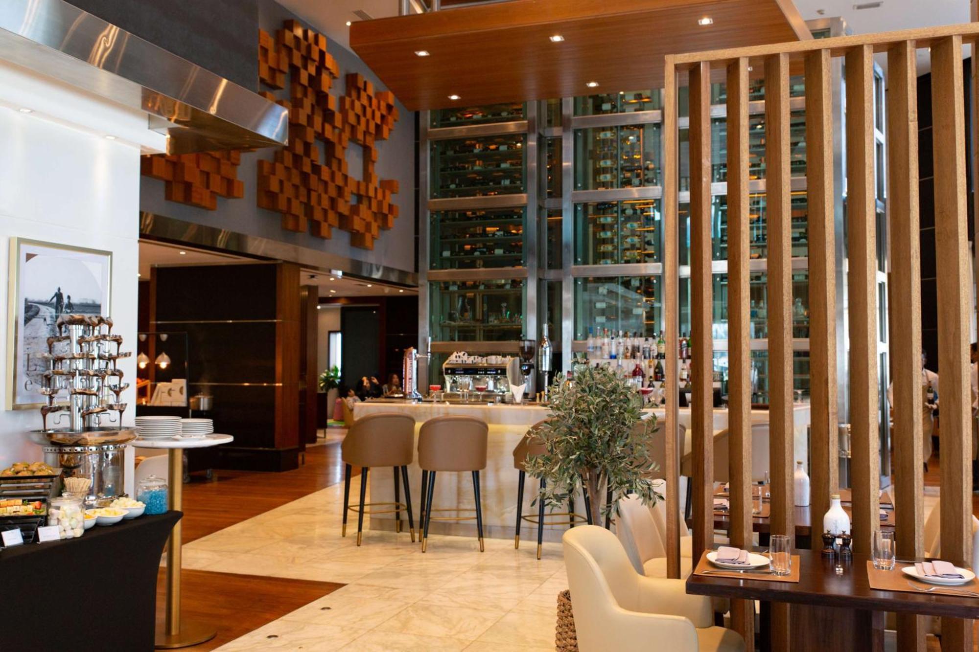 Radisson Blu Hotel, Dubai Media City מראה חיצוני תמונה